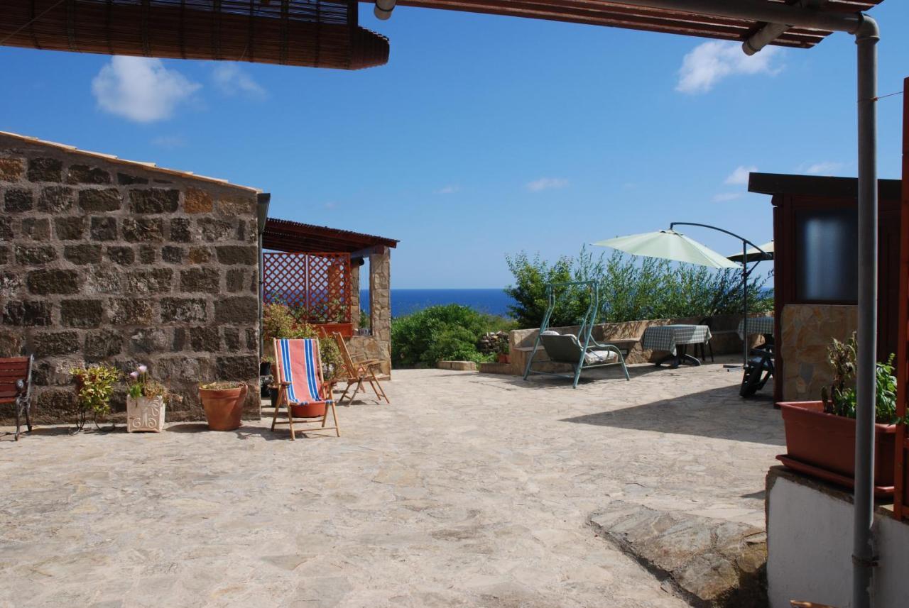 Case Vacanze La Cernia Bruna Isola di Ustica ภายนอก รูปภาพ