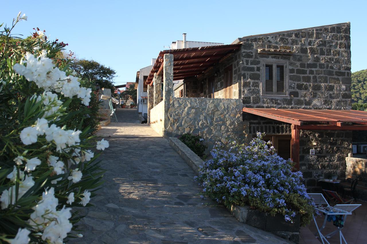 Case Vacanze La Cernia Bruna Isola di Ustica ภายนอก รูปภาพ